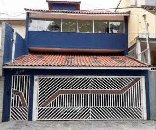 Casa · 254m² · 3 Quartos · 3 Vagas · Sobrado à venda 3 quartos 3 suítes 3 vagas Anchieta - São Bernardo do Campo - SP