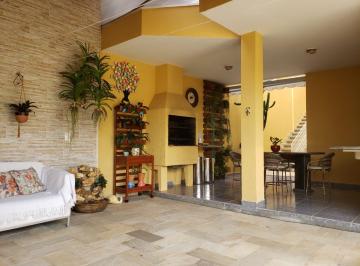 Casa de 4 quartos, Jundiaí · Casa, à venda, em Jundiaí - Jardim da Fonte - 4 Dorms, 3 Vagas