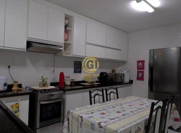 Foto 01 · Sobrado à Venda no Centro de Jacareí - Localização Privilegiada e Conforto Garantido! Venha Conferir