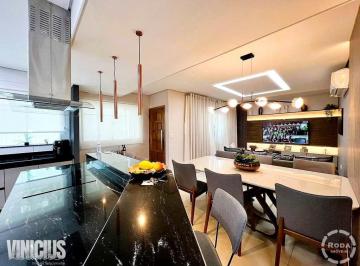 Foto 01 · Venda: Casa de 3 quartos na Vila Belmiro, Santos-SP  130m², 3 suítes e 2 vagas de garagem - Corretor