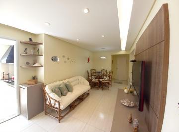 Apartamento de 3 quartos, Guarujá · Apartamento reformado frente ao mar
