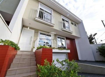 Casa · 193m² · 3 Quartos · 3 Vagas · Sobrado à venda 193m², 3 Quartos, no Bigorrilho, C