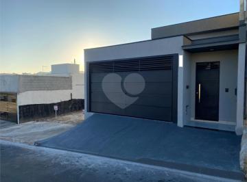 Casa · 122m² · 2 Quartos · 2 Vagas · Casa térrea com 2 quartos à venda em Jardim monte carlo - SP