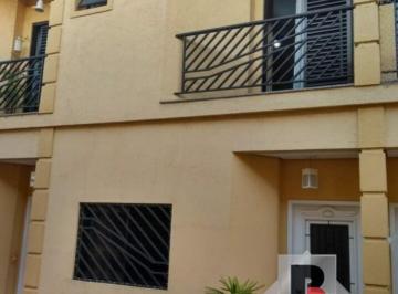 Casa · 150m² · 3 Quartos · 2 Vagas · Belo Sobrado de Condomínio na Vial Formosa