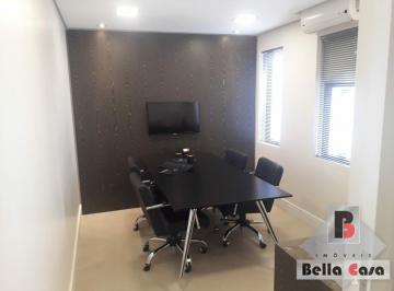 Comercial · 70m² · 2 Vagas · Sala Comercial - 2 banheiros - 70m2 com 2 vagas- Santa Cecília - Excelente Localização.