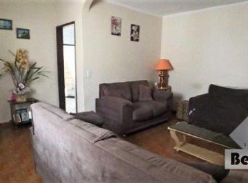 Casa · 166m² · 3 Quartos · 1 Vaga · Sobrado na Agua Rasa