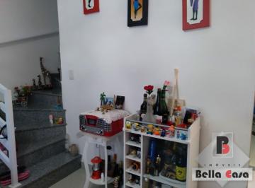 Casa · 75m² · 2 Quartos · 1 Vaga · Sobrado de condominio