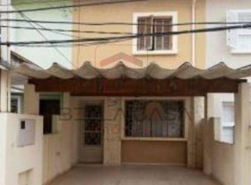 Casa · 200m² · 3 Quartos · 2 Vagas · Sobrado de Vila à Venda na Mooca - 3 Dormitórios, 1 Suíte, 2 Vagas