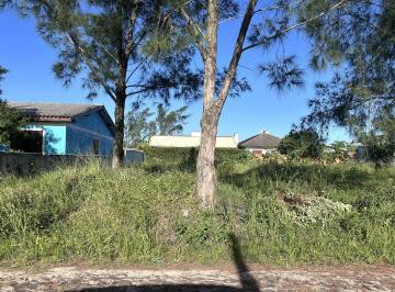 Terreno · 
                                Terreno na Praia de Atlântida Sul 
                            