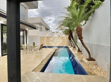 Casa · 295m² · 4 Quartos · 4 Vagas · Sobrado à venda em Goiânia/GO