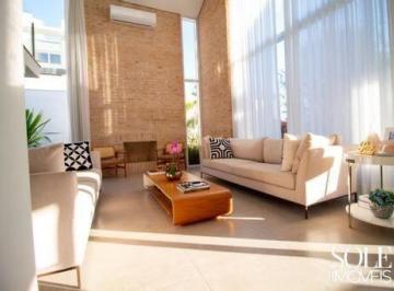 Casa · 300m² · 3 Quartos · 6 Vagas · Veduta Rossa - Casa no Condomínio Veduta Rossa com 3 Suítes