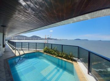 Apartamento de 7 quartos, Guarujá · Apartamento frente total ao mar 4 vagas de garagens.