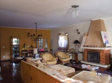 91900522d836936b97255c2532d28bc12153da84 · Casa Térrea com piscina