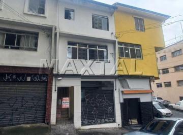 Comercial · 130m² · Casa Comercial com 130m², 6 salas, 4 banheiros, sem vaga na região de Santana.