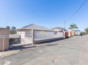 Casa · 215m² · 3 Quartos · 4 Vagas · CASA COM AMPLO TERRENO EM SANTA FELICIDADE.