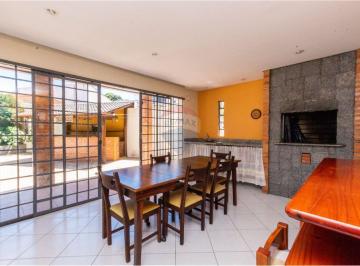 Casa · 477m² · 5 Quartos · 6 Vagas · Casa com Mirante - 477 m2 - 5 Quartos - 2 Suítes -