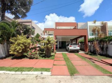 Casa · 199m² · 4 Quartos · 2 Vagas · Casa duplex com 4/4, sendo 3 suítes, em condomínio Costa Marina, no bairro Aruana.