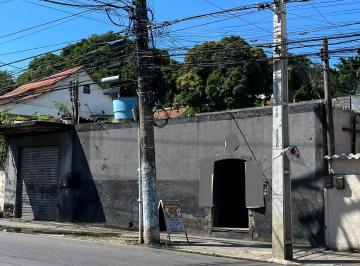 Comercial , São Gonçalo · Vendo imóvel comercial localizado em rua principal!!
