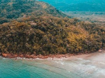 Terreno · 46021m² · Área à venda na Praia da Justa em Ubatuba