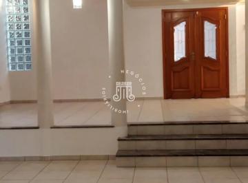 Casa · 300m² · 4 Quartos · 2 Vagas · CASA SOBRADO PARA LOCAÇÃO COM 03 DORMITÓRIOS (01 SUÍTE) NO BAIRRO VILA DAS HORTÊNCIAS - JUNDIAÍ/SP