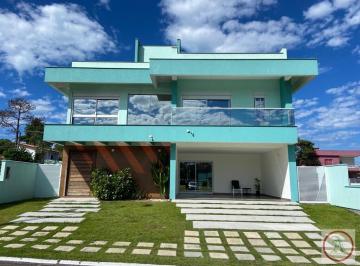 Casa · 300m² · 4 Quartos · 4 Vagas · Casa à venda no bairro São João do Rio Vermelho - Florianópolis/SC