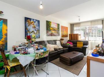 Casa de 3 quartos, São Paulo · Sobrado com 142 m² - com 3 quartos na Vila Madalena
