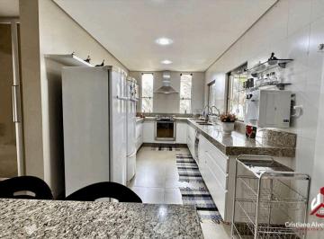 Casa · 398m² · 4 Quartos · 4 Vagas · Sobrado à venda em Goiânia/GO