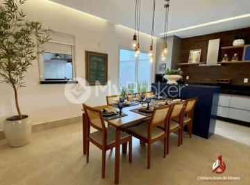 Casa · 160m² · 3 Quartos · 2 Vagas · Sobrado à venda em Aparecida de Goiânia/GO