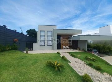 Casa · 250m² · 3 Quartos · 2 Vagas · Casa térrea disponível para venda no condomínio Santa Teresa II em Itupeva , com acesso pela cidade