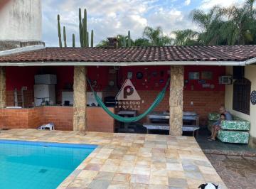 Área Gourmet e piscina · Casa de condomínio de 3 quartos com vaga e infraestrutura em Vargem Grande