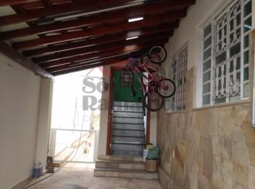 Casa · 193m² · 3 Quartos · 2 Vagas · Casa para Venda no Centro em Araraquara/SP.