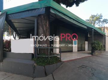 Comercial · 381m² · Excelente esquina comercial para locação no Campo Belo