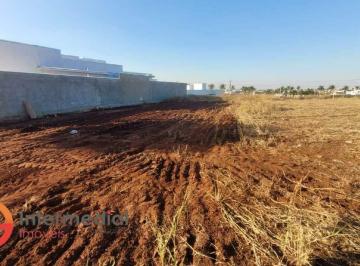 Terreno · 320m² · Terreno Residencial à venda de 319,82 m² com boa topografia e localização.