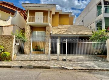Casa · 310m² · 3 Quartos · 5 Vagas · Casa em Bairros em Sorocaba