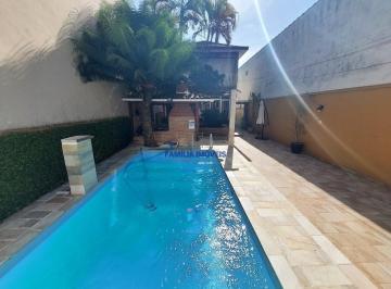 18033_ic7ht_1803364a871d84e08a.jpg · Sobrado à venda em Santos - 4 quartos, 1 suíte, 252m² Campo Grande.