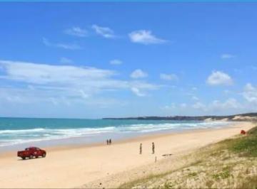 Casa de 2 quartos, Nísia Floresta · Casa Dúplex Condomíonio Praia Búzios vende 2 stes. 119 m2 - Nisia Floresta RN