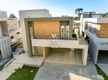 Casa de 3 quartos, Curitiba · Residência em condomínio em Santa Felicidade, 3 suítes, 286m².
