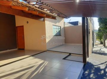 Casa · 210m² · 3 Quartos · 2 Vagas · Linda casa no J. Macedo