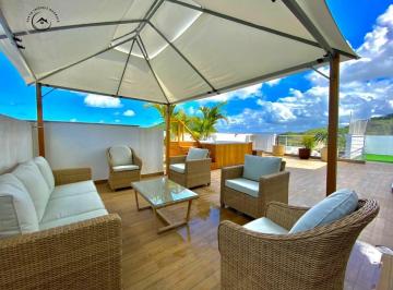 Apartamento · 351m² · 4 Quartos · 4 Vagas · Cobertura Tripléx Alto Padrão de 04 dormitórios pronta para morar na Praia das Pitangueiras.