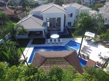 Casa · 1000m² · 7 Quartos · 4 Vagas · Casa Alto Padrão de 07 dormitórios no Condomínio Acapulco.
