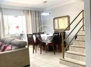 Casa · 120m² · 3 Quartos · 2 Vagas · Sobrado à venda em Goiânia/GO