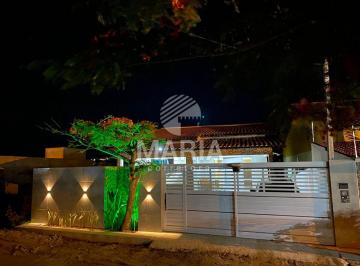 Casa de 4 quartos, Gravatá · Casa fora de condomínio com 04 quartos à venda em Gravatá/PE! DE R$ 700 MIL POR R$ 550 MIL!
