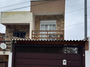 Casa · 3 Quartos · 2 Vagas · Sobrado com 3 dormitórios em Cotia