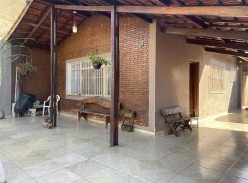 Foto 01 · Casa terrea