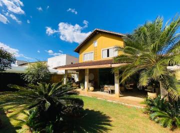 Casa · 267m² · 4 Quartos · 4 Vagas · Casa a venda em condominio fechado com 04 quartos