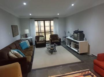 Casa · 343m² · 4 Quartos · 3 Vagas · Casa em Jardim Semiramis - Cotia