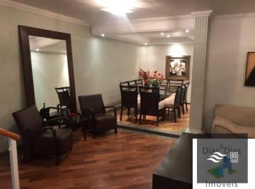 1b2b31b3055120f183be48f3a4958efb2c70bf30 · Sobrado em condominio alto padrão