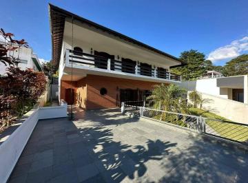 f8e67efafbfdf396b31c292861f77914b743b479 · Casa com 4 dormitórios à venda, 600 m² por R$ 2.695.000,00 - Condomínio Arujazinho I, II e III - Aru