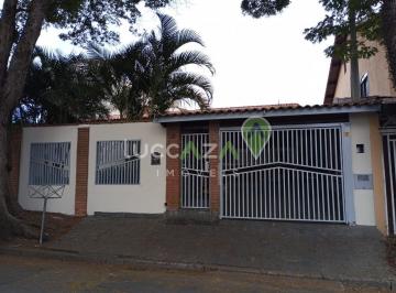 Foto 01 · Imperdível oportunidade: Casa à venda em Jacareí-SP, Jardim América, 4 quartos, 1 suíte, 1 sala, 3 b