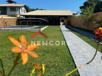 Casa · 120m² · 3 Quartos · 5 Vagas · Casa em Rua Jequitibá - Ibiraquera - Imbituba/SC